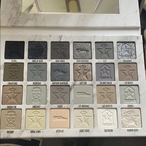 Jeffree Star cremated palette